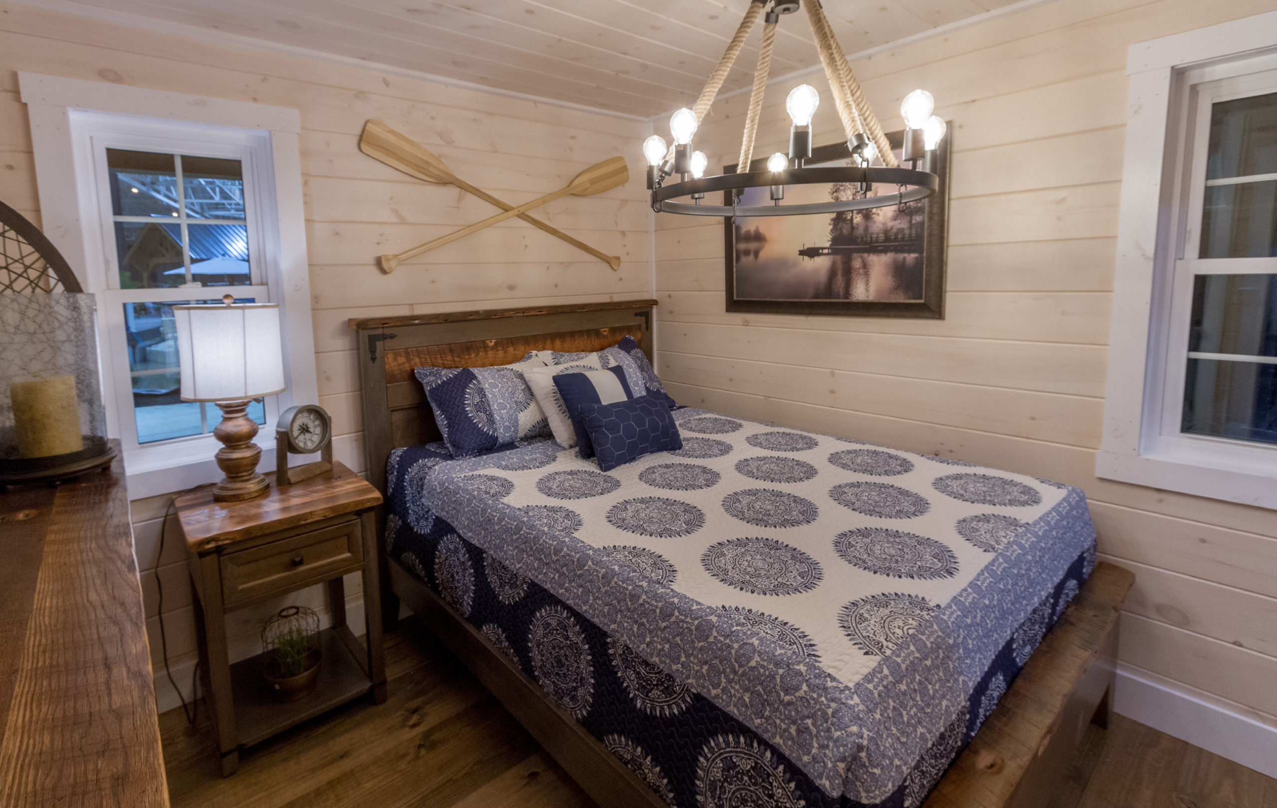 Bedroom of Rocky Ridge Cabin by Weaver Barns of Sugarcreek, Ohio. Amish Country Cabin Builders in Central Ohio.